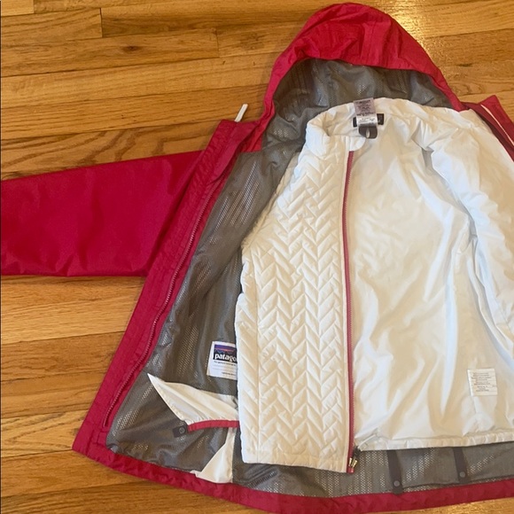 Patagonia Girl’s 2 in 1 Jacket - Picture 5 of 11